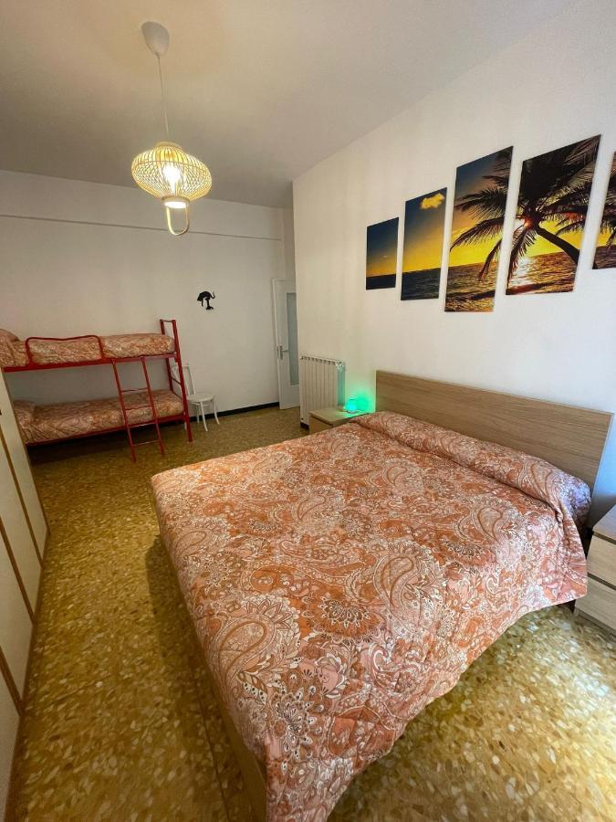 Gigi'S House Apartment อาลัสซิโอ ภายนอก รูปภาพ